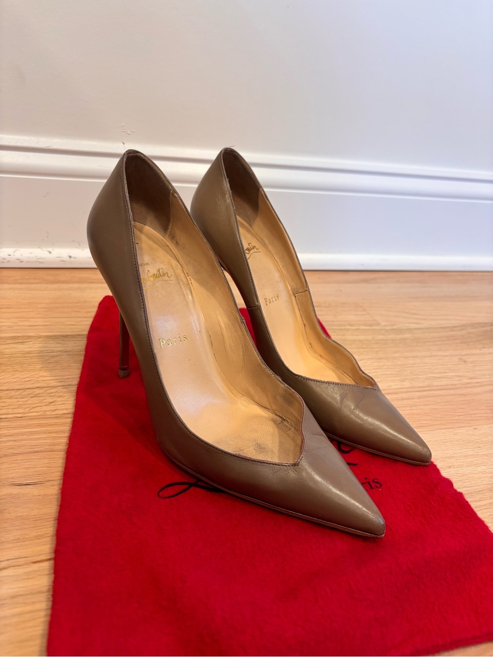 Christian Louboutin brown leather pumps size 40